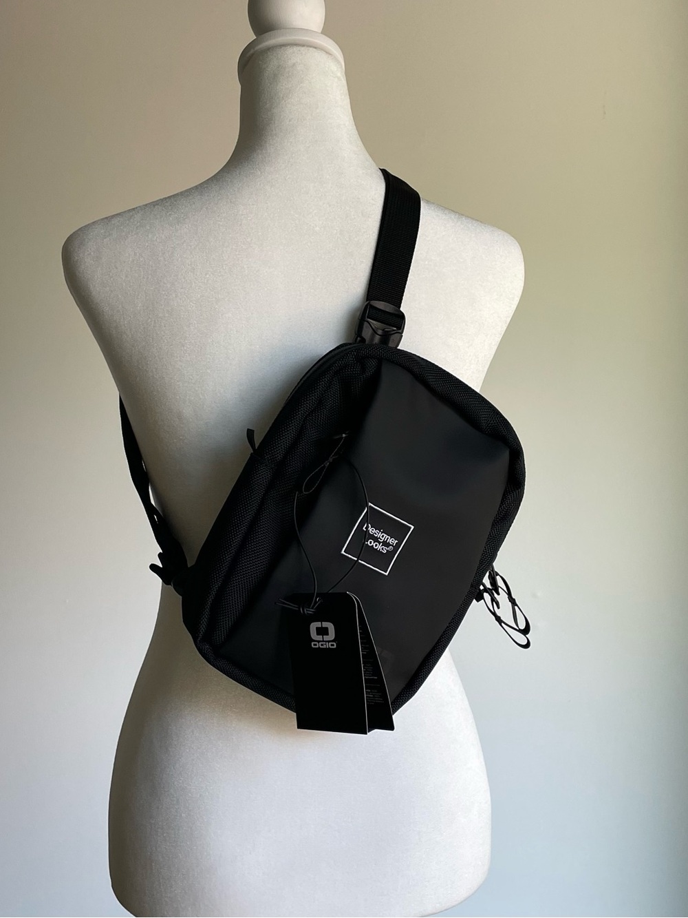 🔥 NWT OGIO Crossbody / Waist / Belt Bag with Adjustable Strap Unisex H20 Resist